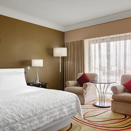 Le Meridien Yidda Exterior foto A guest room at the hotel