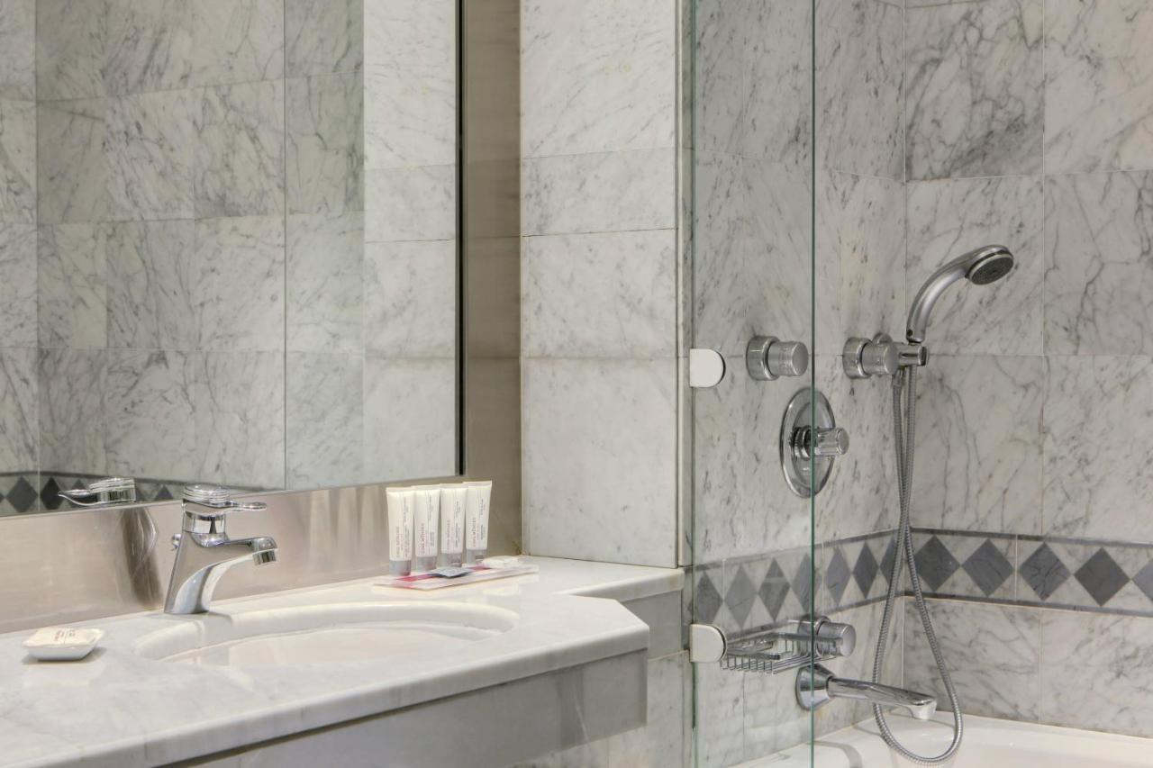 Le Meridien Yidda Exterior foto Bathroom