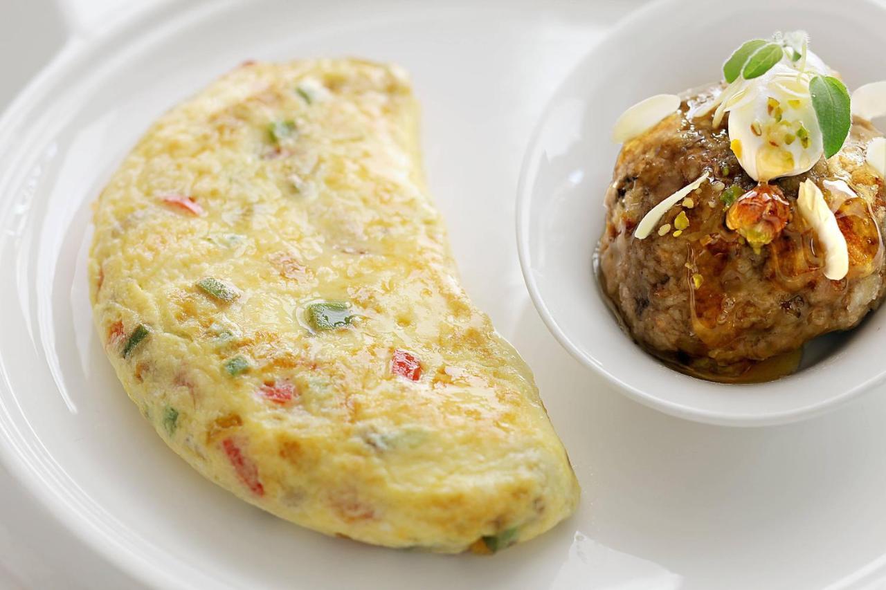 Le Meridien Yidda Exterior foto An omelette