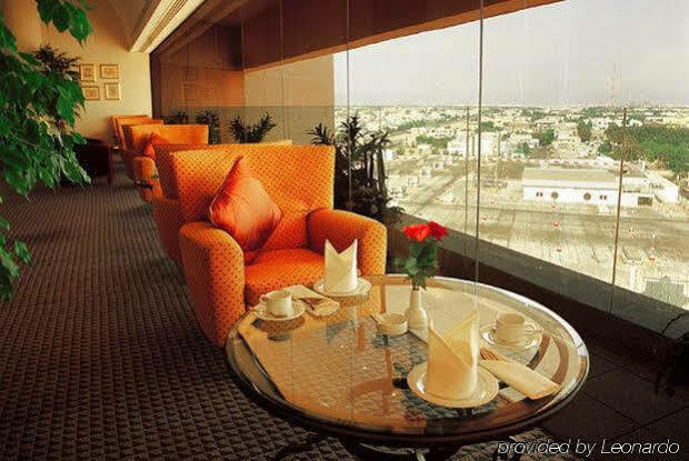 Le Meridien Yidda Exterior foto Club Lounge